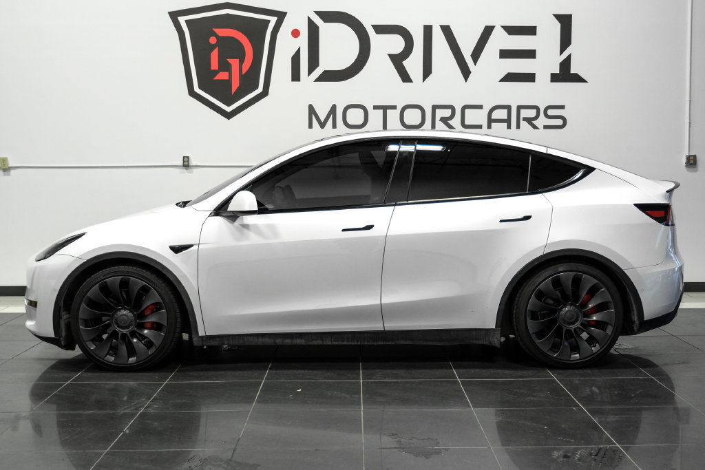 Used 2022 Tesla Model Y Performance AWD/4WD image 12