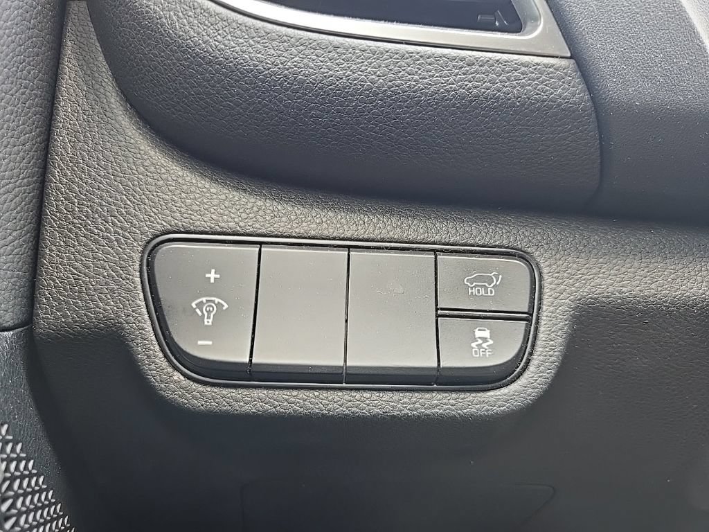 Certified 2024 Kia Seltos SX w/ SX Sunroof Package AWD/4WD image 19