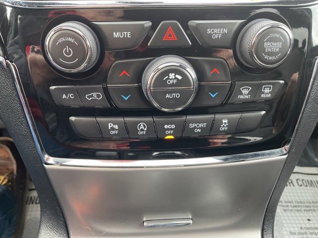 Used 2020 Jeep Grand Cherokee Limited image 19