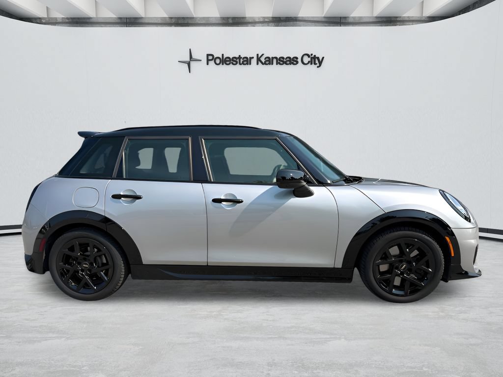 Used 2025 MINI Cooper S FWD image 31