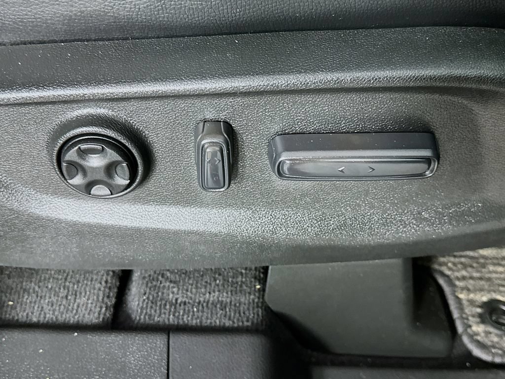 Used 2023 Honda Odyssey Touring image 24