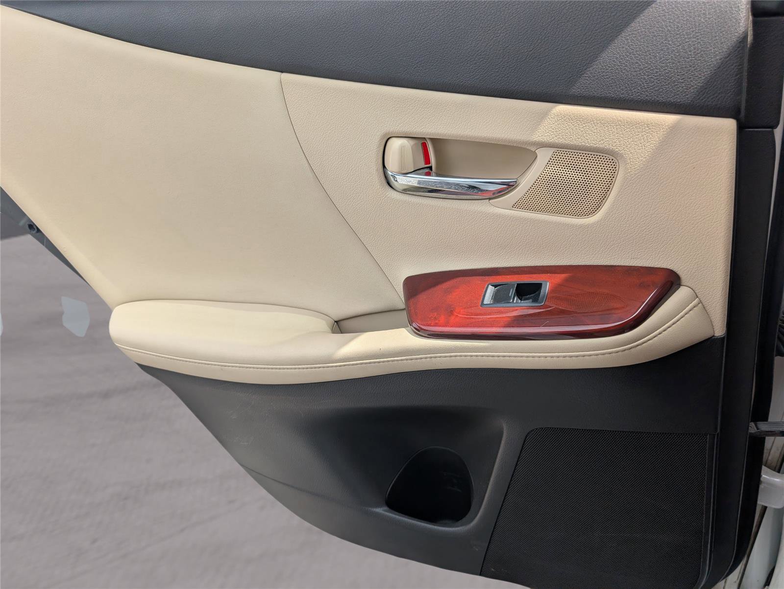 Used 2010 Lexus HS 250h FWD image 26