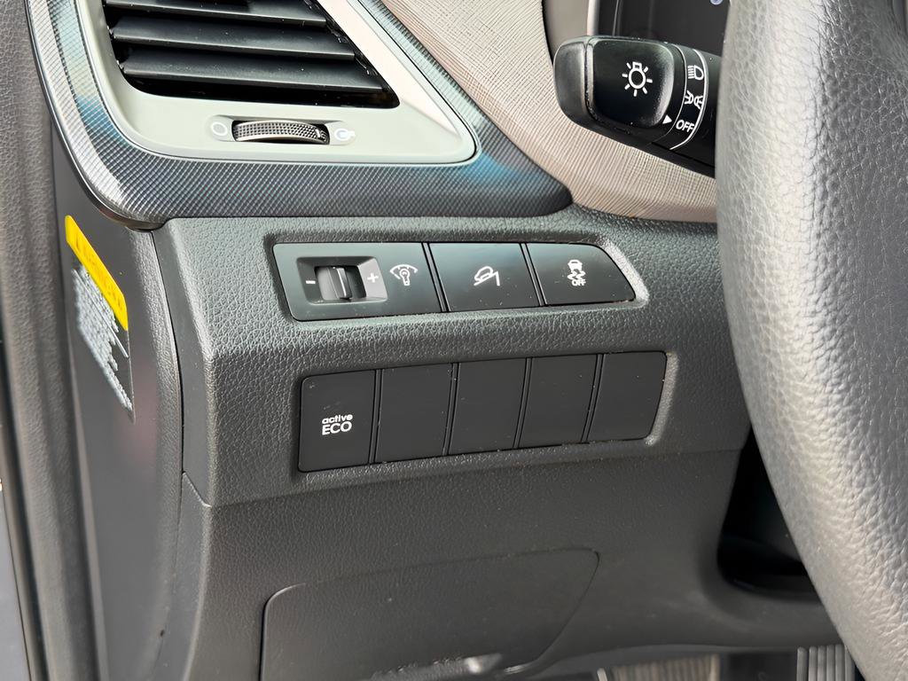 Used 2014 Hyundai Santa Fe Sport FWD image 38