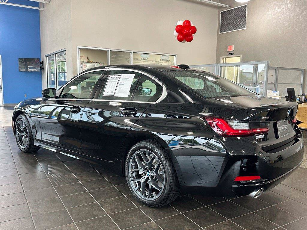 Used 2026 BMW 330i xDrive Sedan AWD/4WD image 26