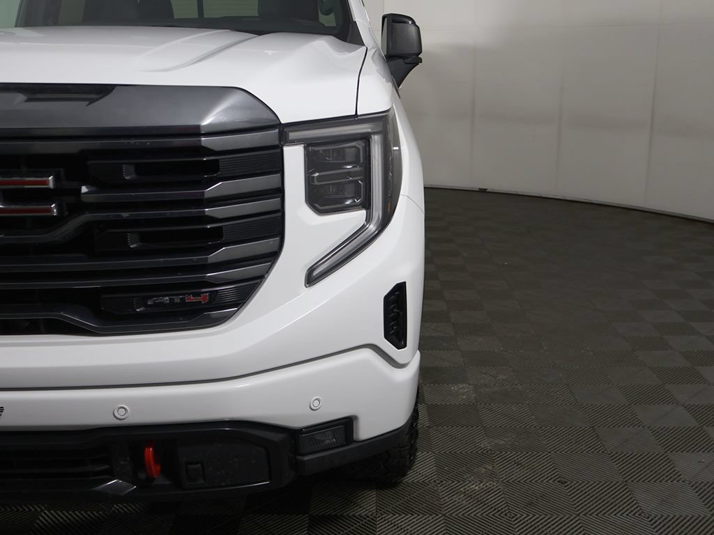 Used 2024 GMC Sierra 1500 AT4 w/ AT4 Preferred Package AWD/4WD image 15