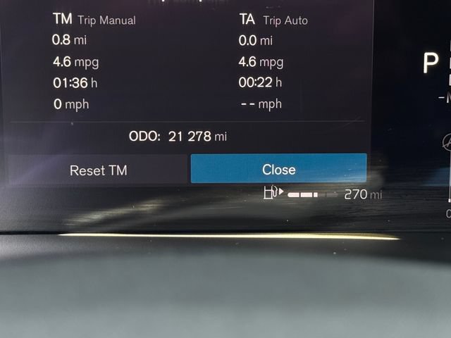 Used 2023 Volvo XC40 B5 Plus AWD/4WD image 27