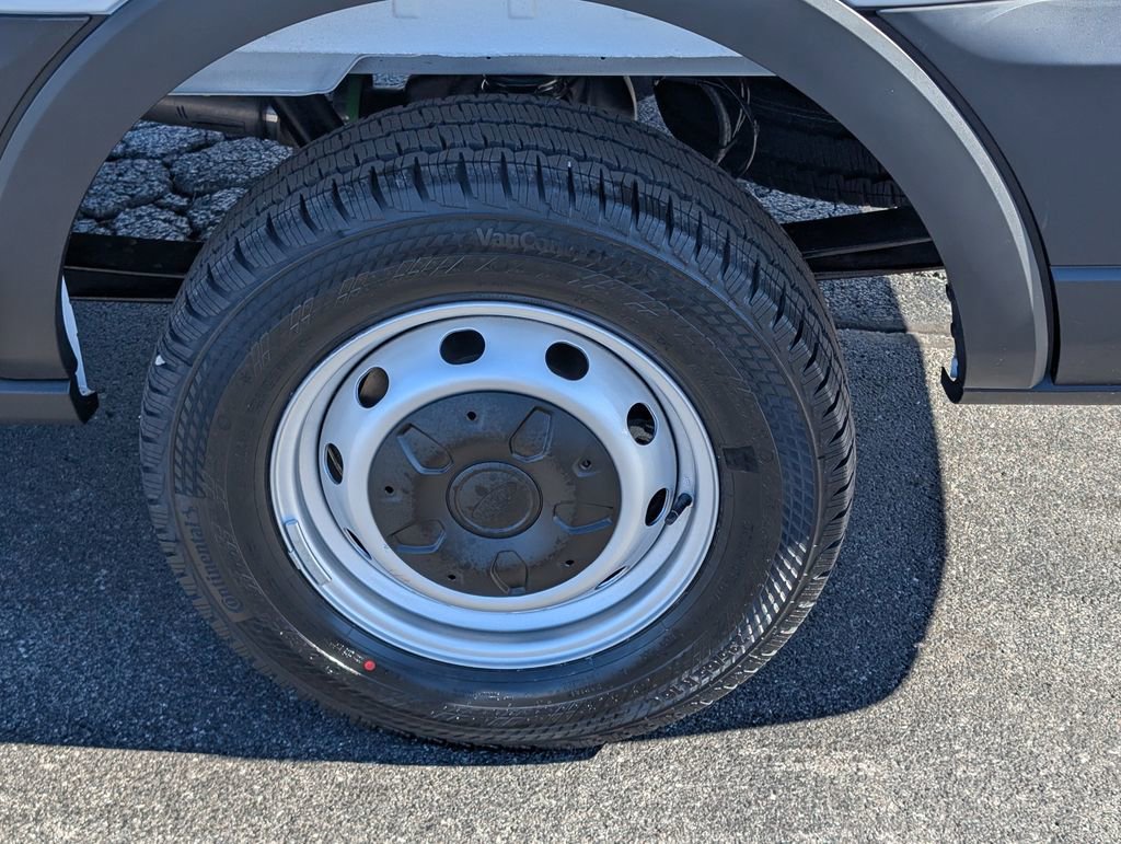 New 2026 Ford Transit 250 148 Medium Roof w/ Load Area Protection Package image 19