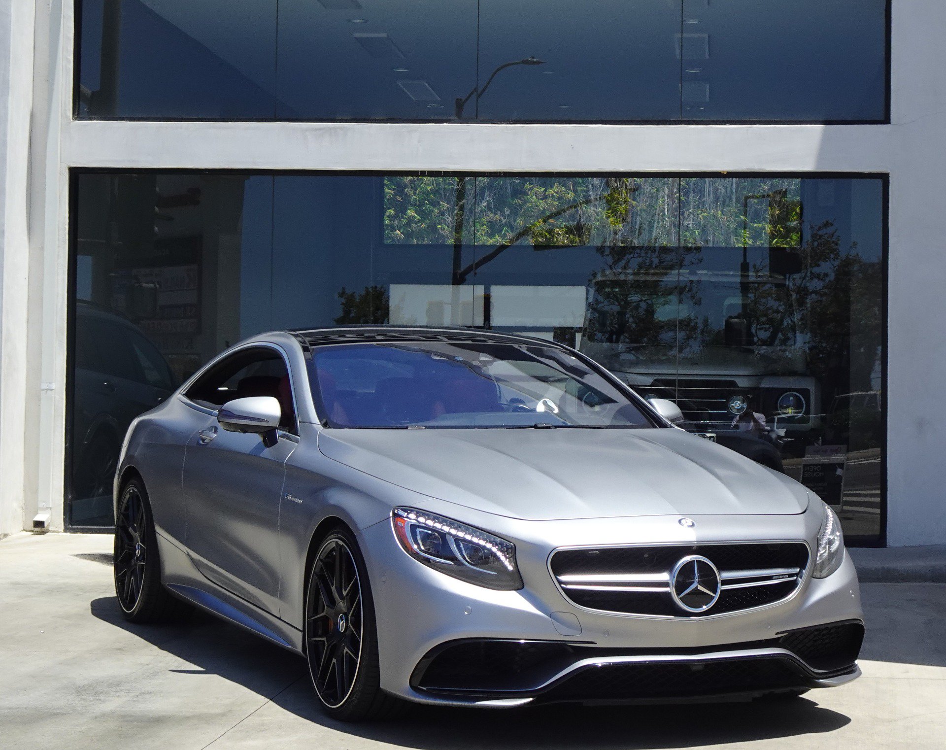 Used 2015 Mercedes-Benz S 63 AMG 4MATIC Coupe image 10