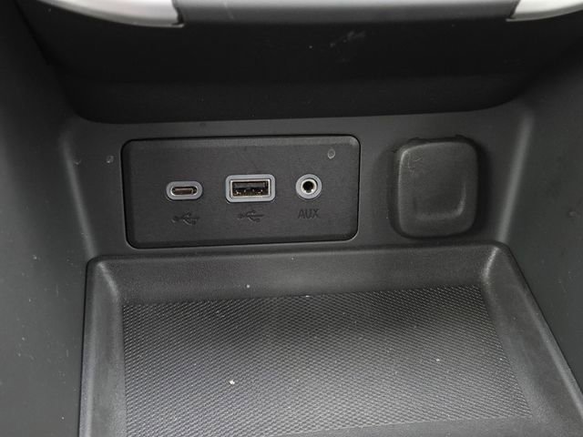 Used 2023 GMC Terrain SLE w/ Driver Convenience Package FWD image 6