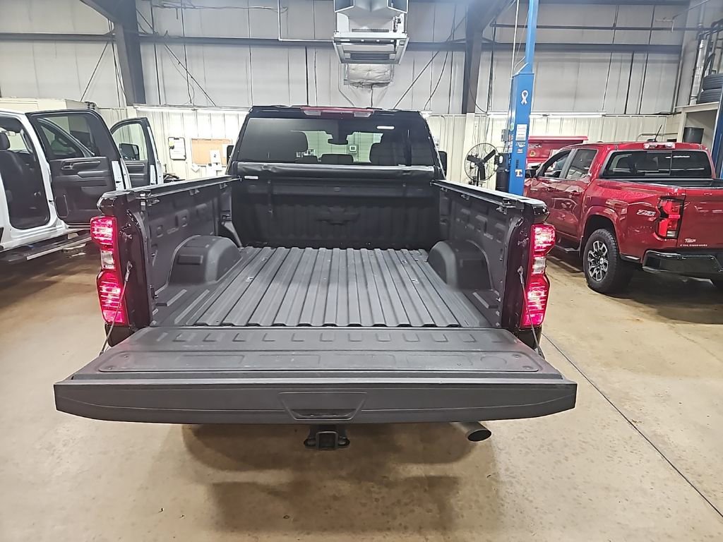 Used 2024 Chevrolet Silverado 2500 LT image 10