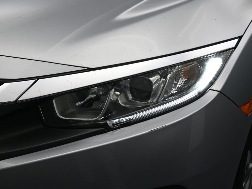 Used 2018 Honda Civic EX image 29