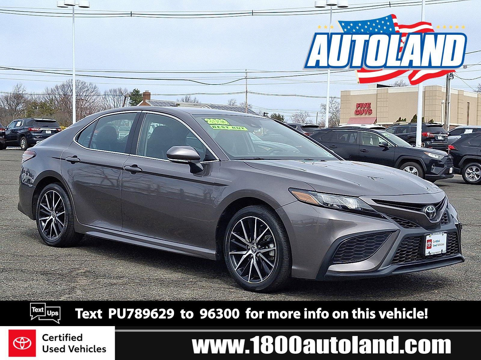 Certified 2023 Toyota Camry SE image 1