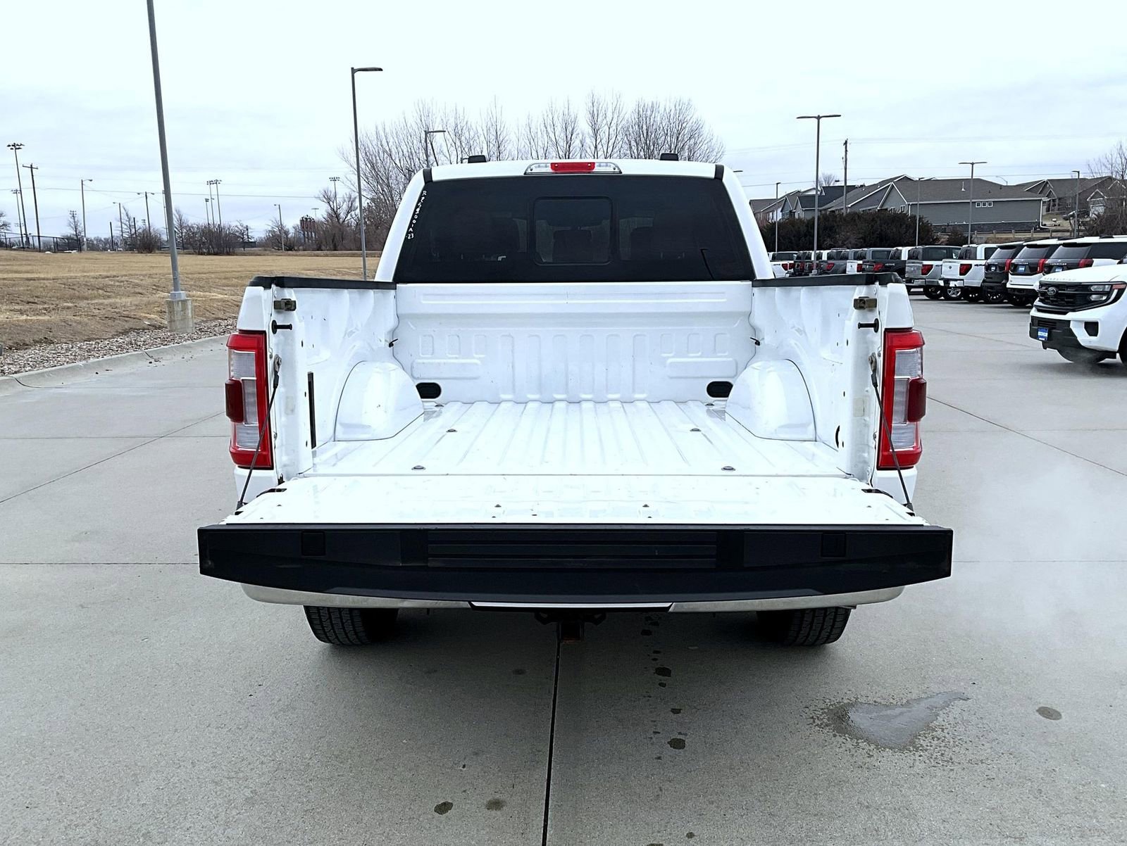 Used 2023 Ford F150 Lariat w/ Trailer Tow Package image 23