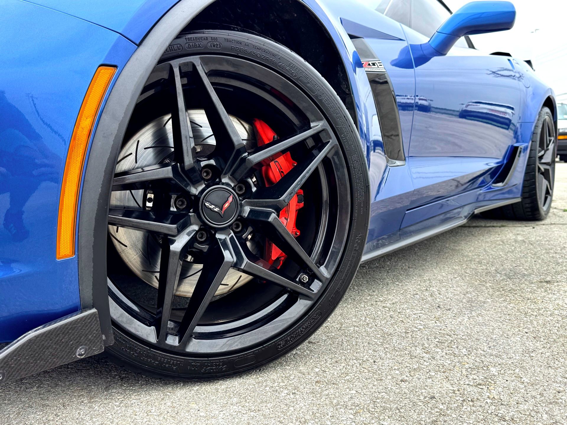 Used 2016 Chevrolet Corvette Z06 RWD image 2