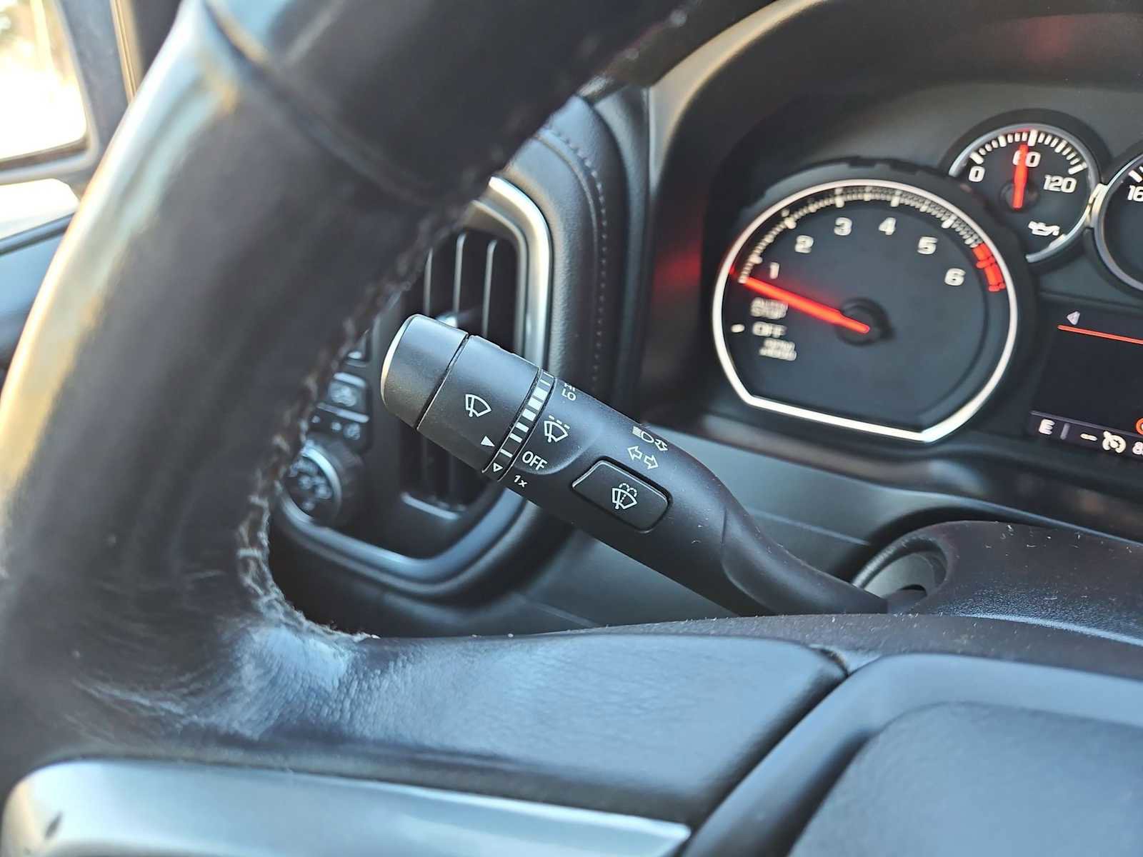 Used 2019 Chevrolet Silverado 1500 RST image 26