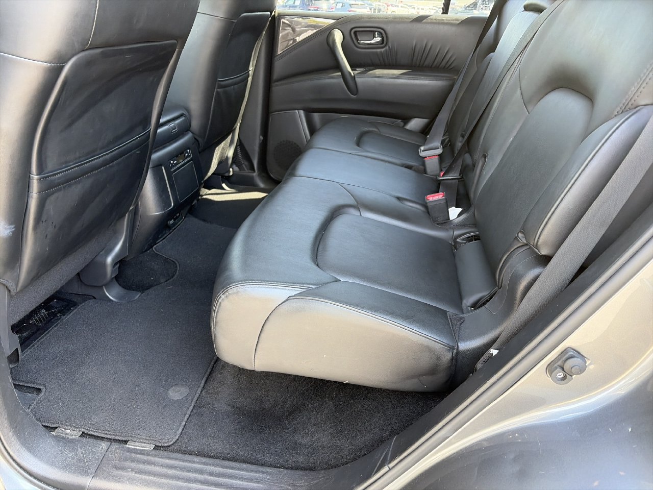 Used 2023 Nissan Armada SV AWD/4WD image 21