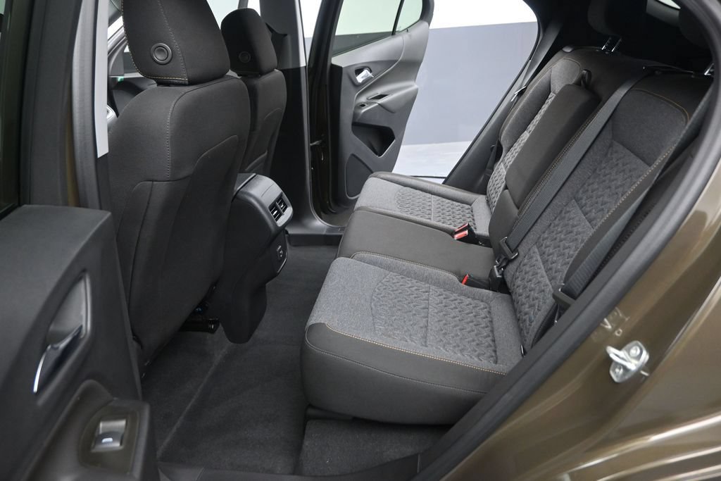 Used 2023 Chevrolet Equinox LT FWD image 15