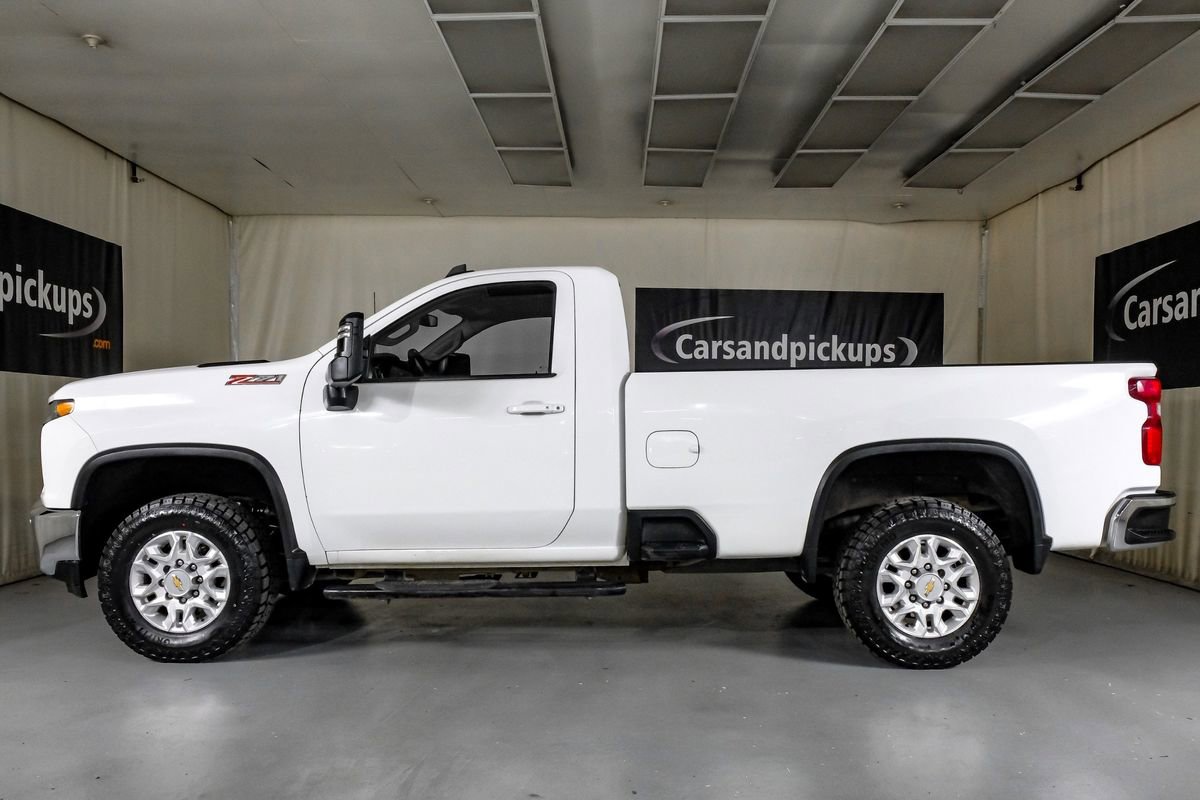 Used 2022 Chevrolet Silverado 2500 LT w/ Convenience Package AWD/4WD image 11