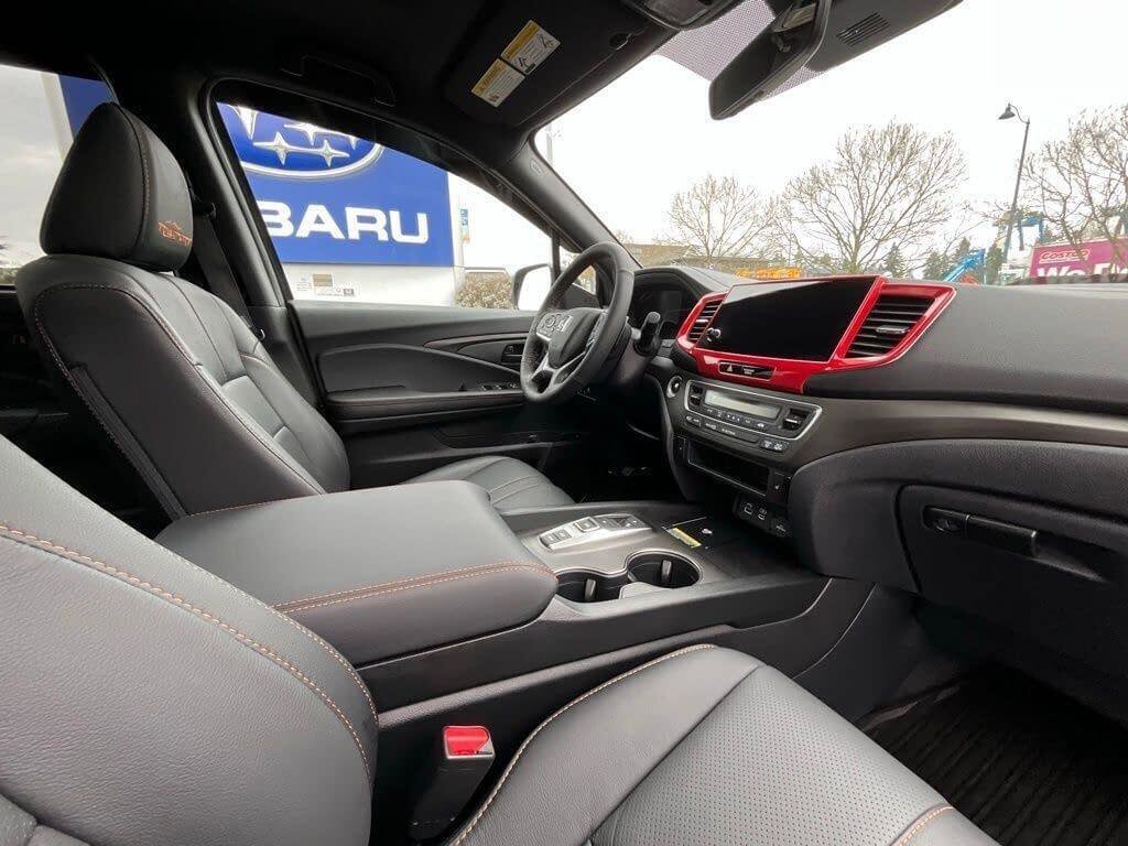 Used 2024 Honda Passport TrailSport image 18