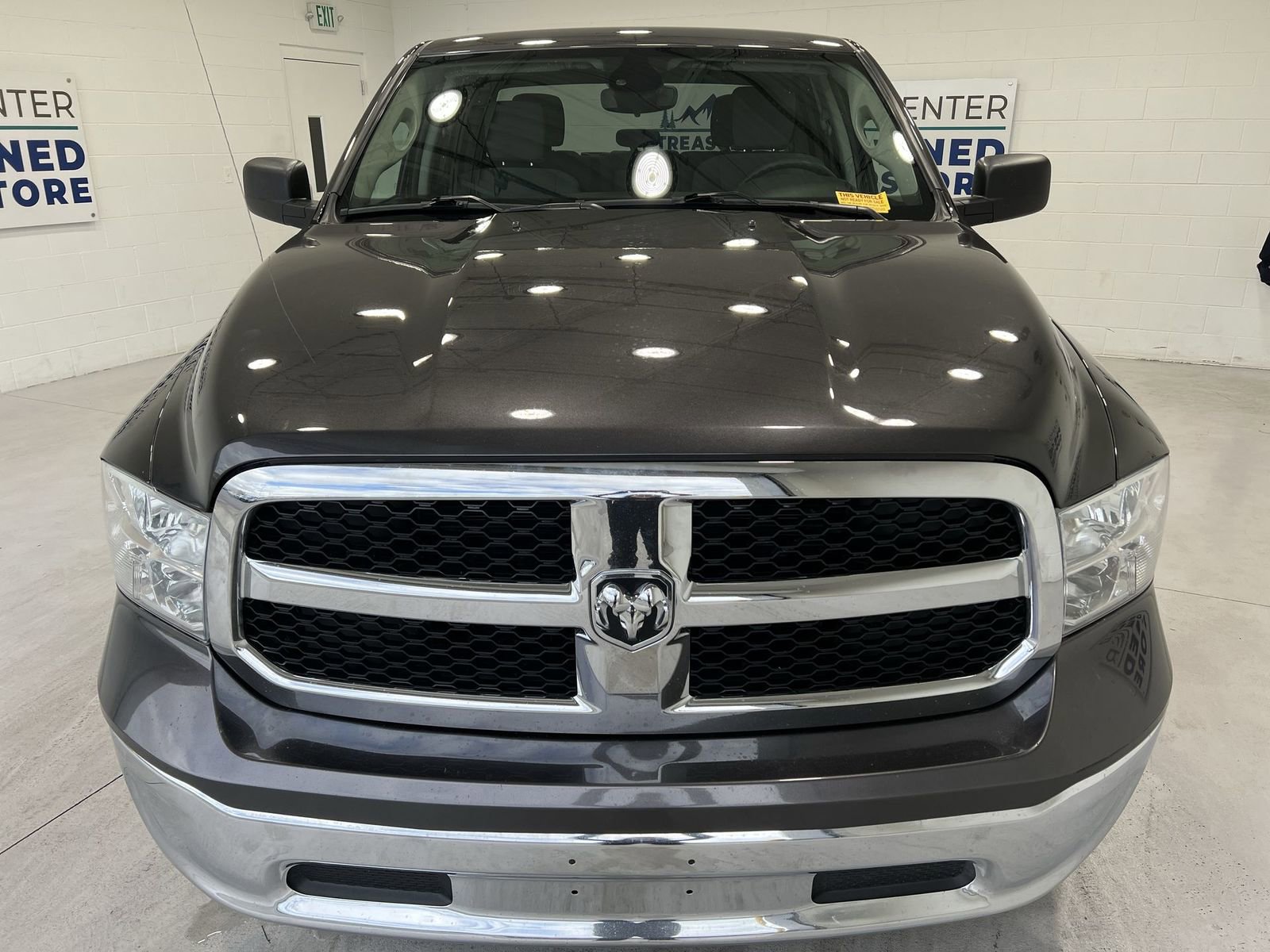 Used 2023 RAM 1500 Classic SLT image 3