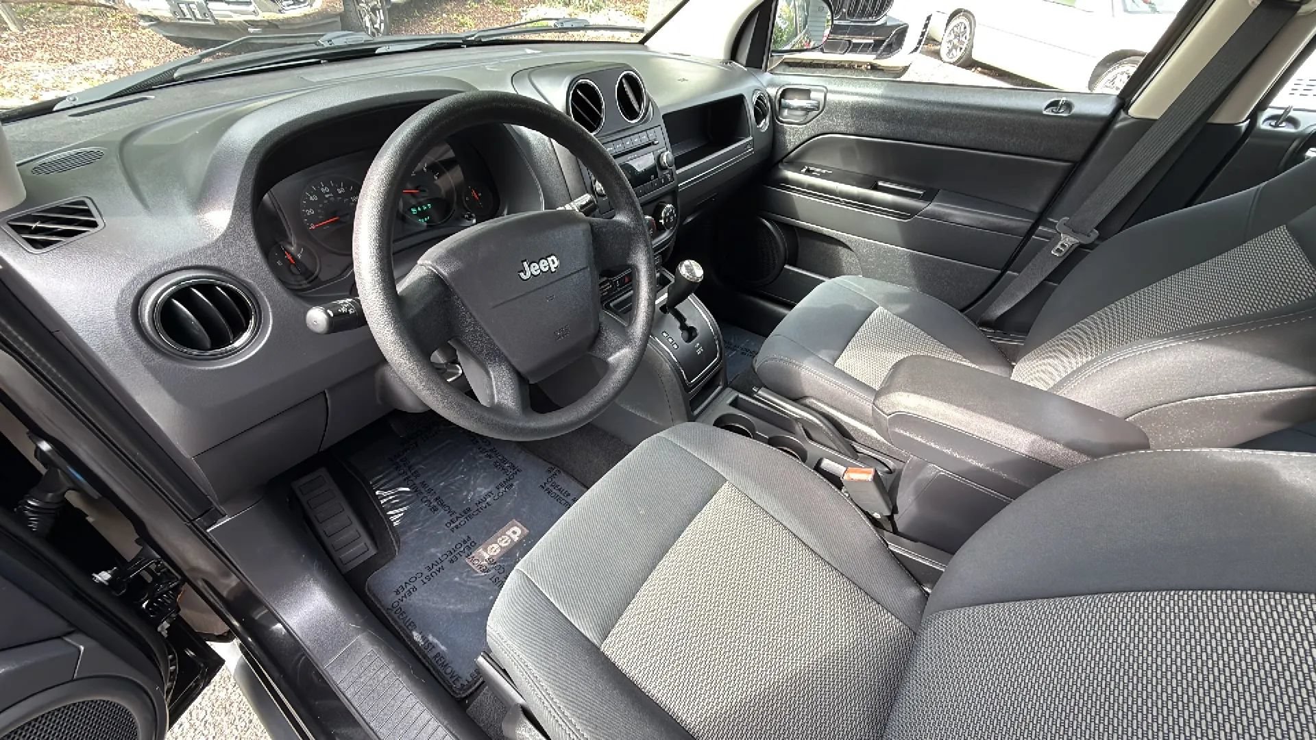 Used 2010 Jeep Compass Sport w/ PWR Equipment Group AWD/4WD image 14