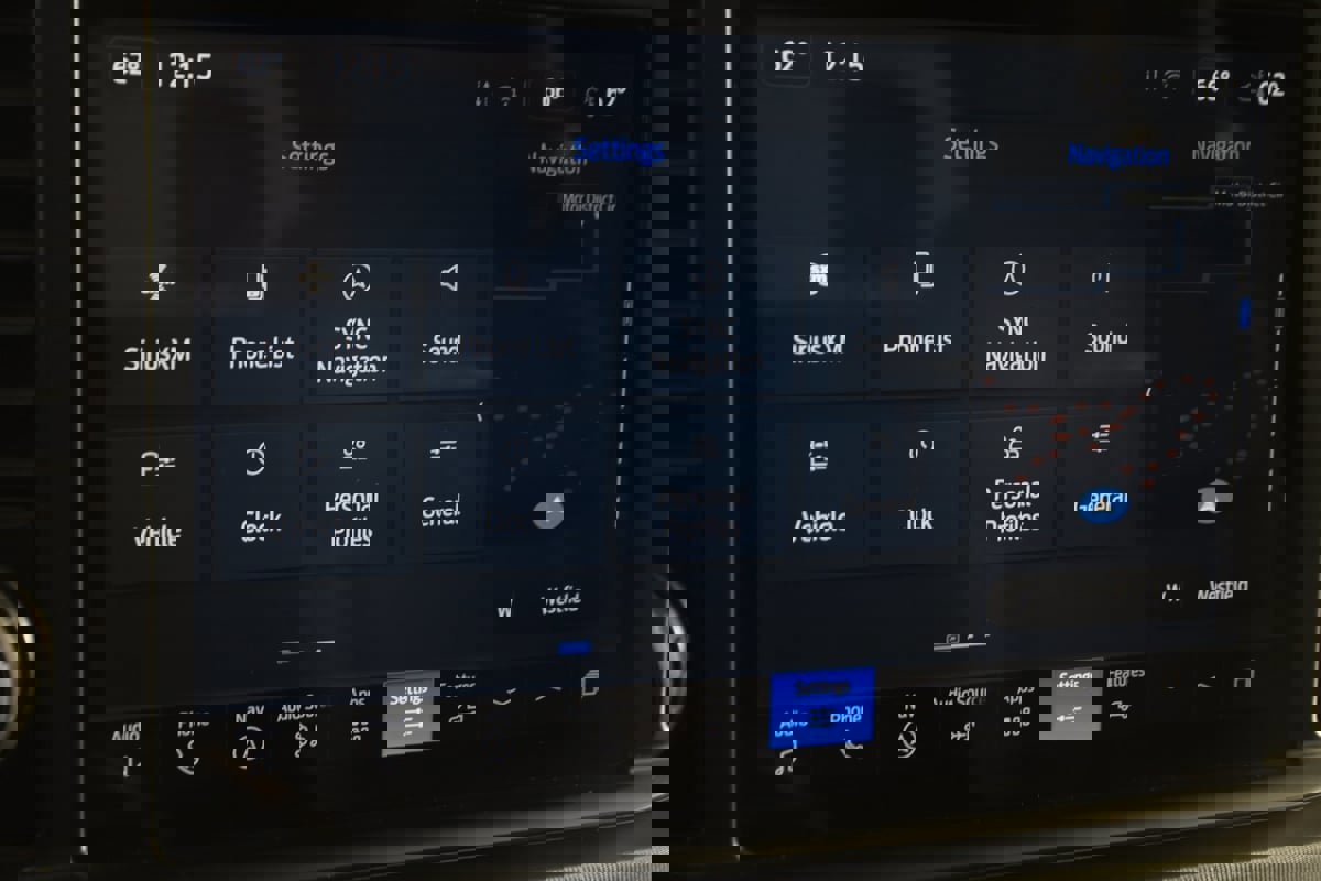 Used 2024 Ford F350 Platinum image 40