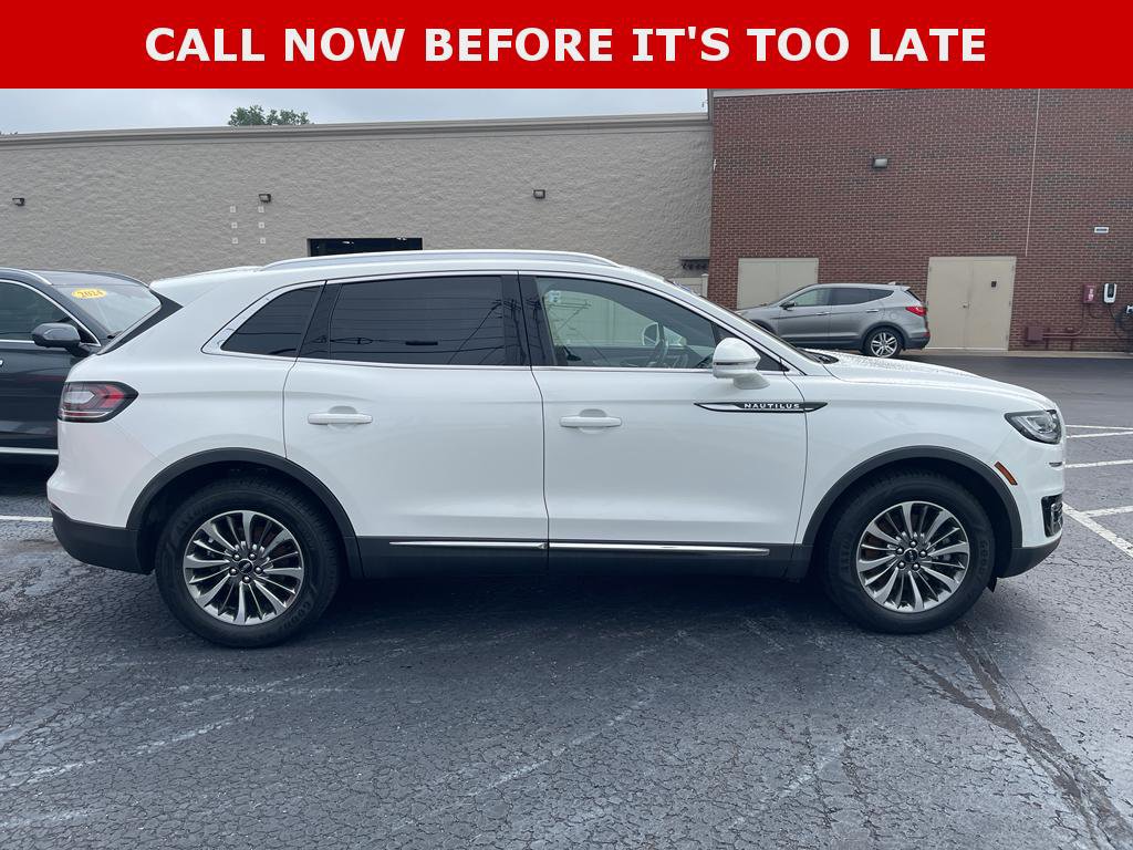 Used 2020 Lincoln Nautilus Premier w/ Equipment Group 101A image 7