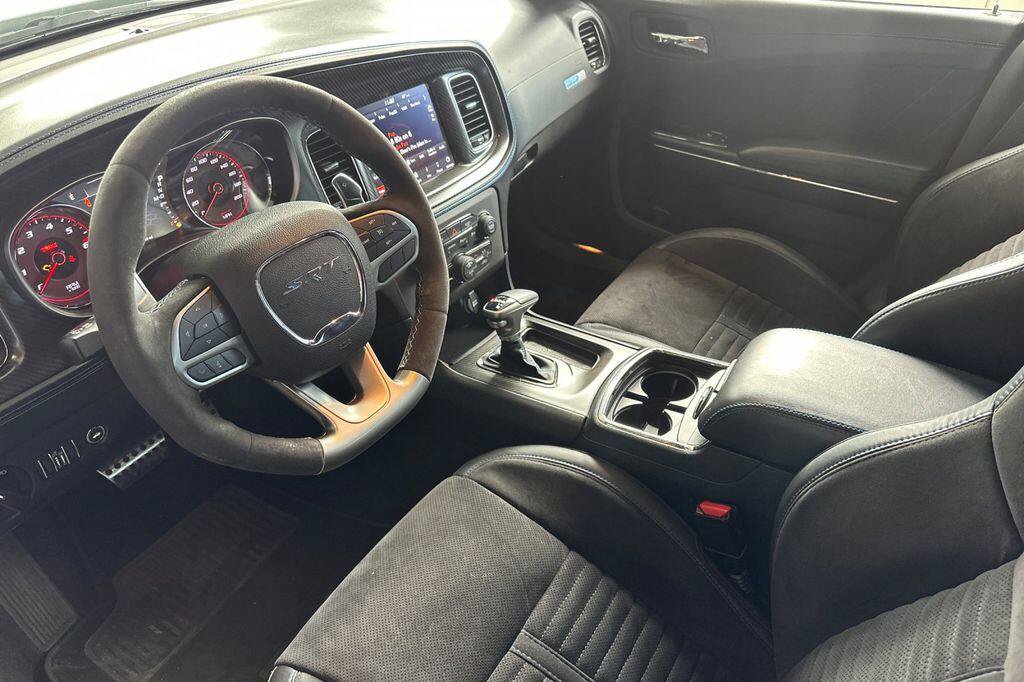 Used 2020 Dodge Charger SRT Hellcat w/ Navigation & Travel Group RWD image 10