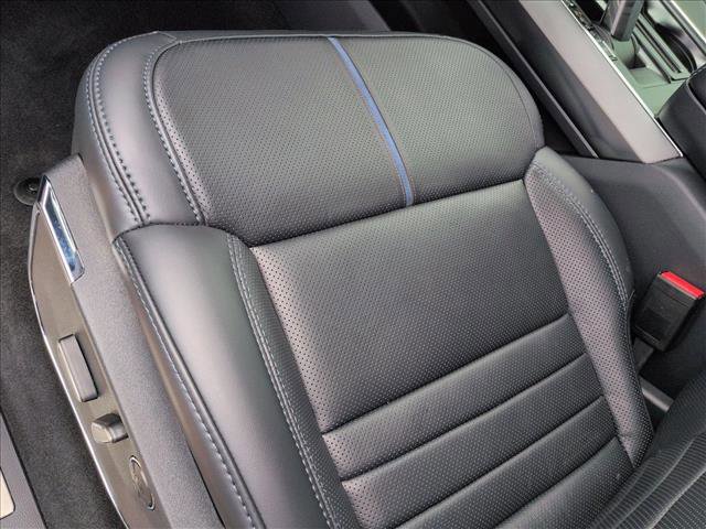 New 2025 Ford F150 Platinum w/ Equipment Group 702A High image 4