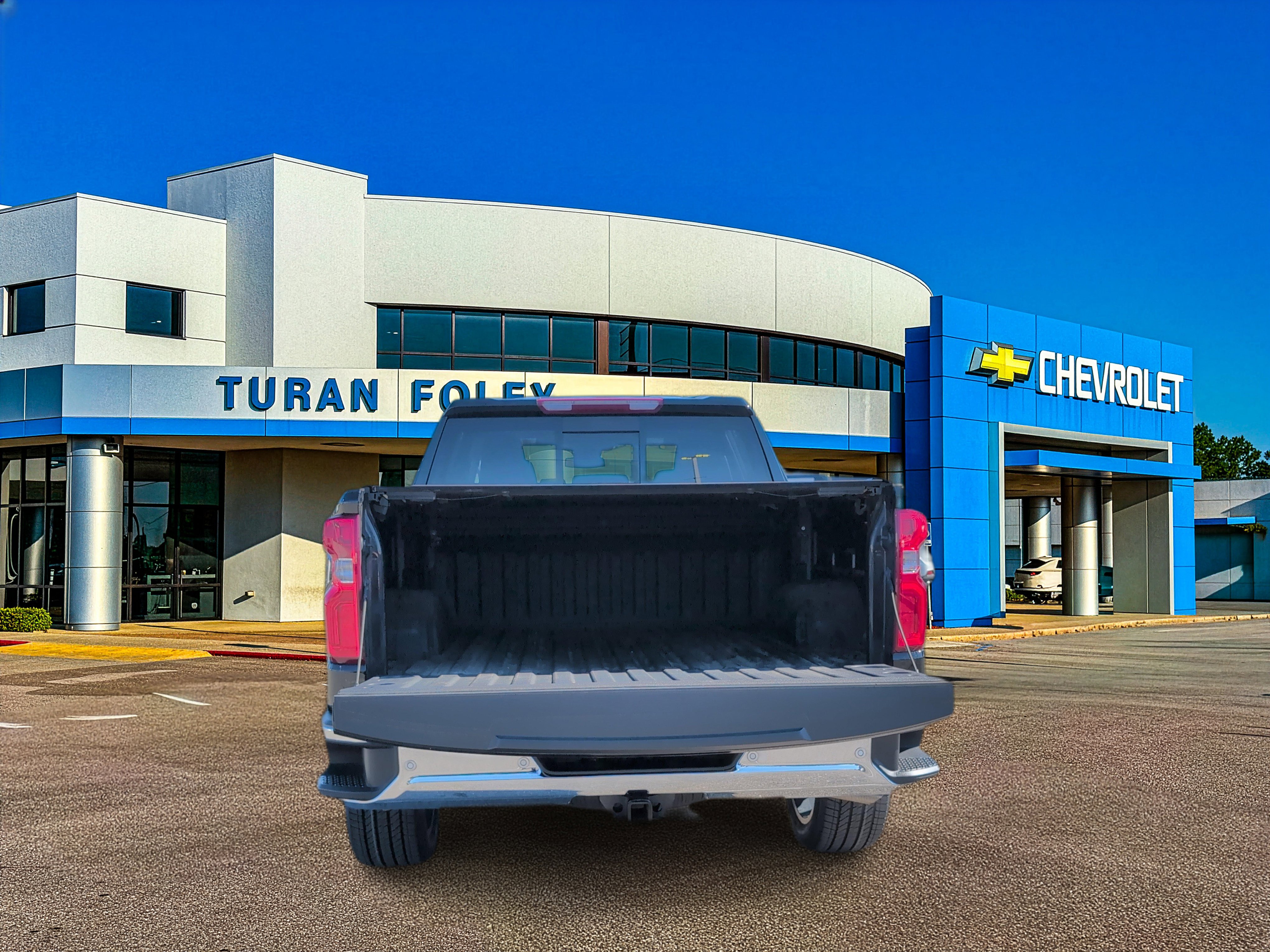 Used 2024 Chevrolet Silverado 1500 LTZ w/ LTZ Convenience Package II image 5