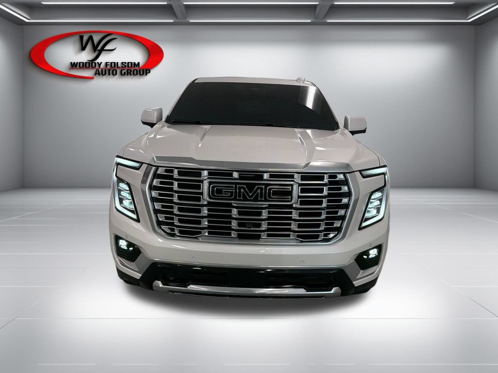 Used 2025 GMC Yukon Denali w/ Sun & Power Step Package AWD/4WD image 2