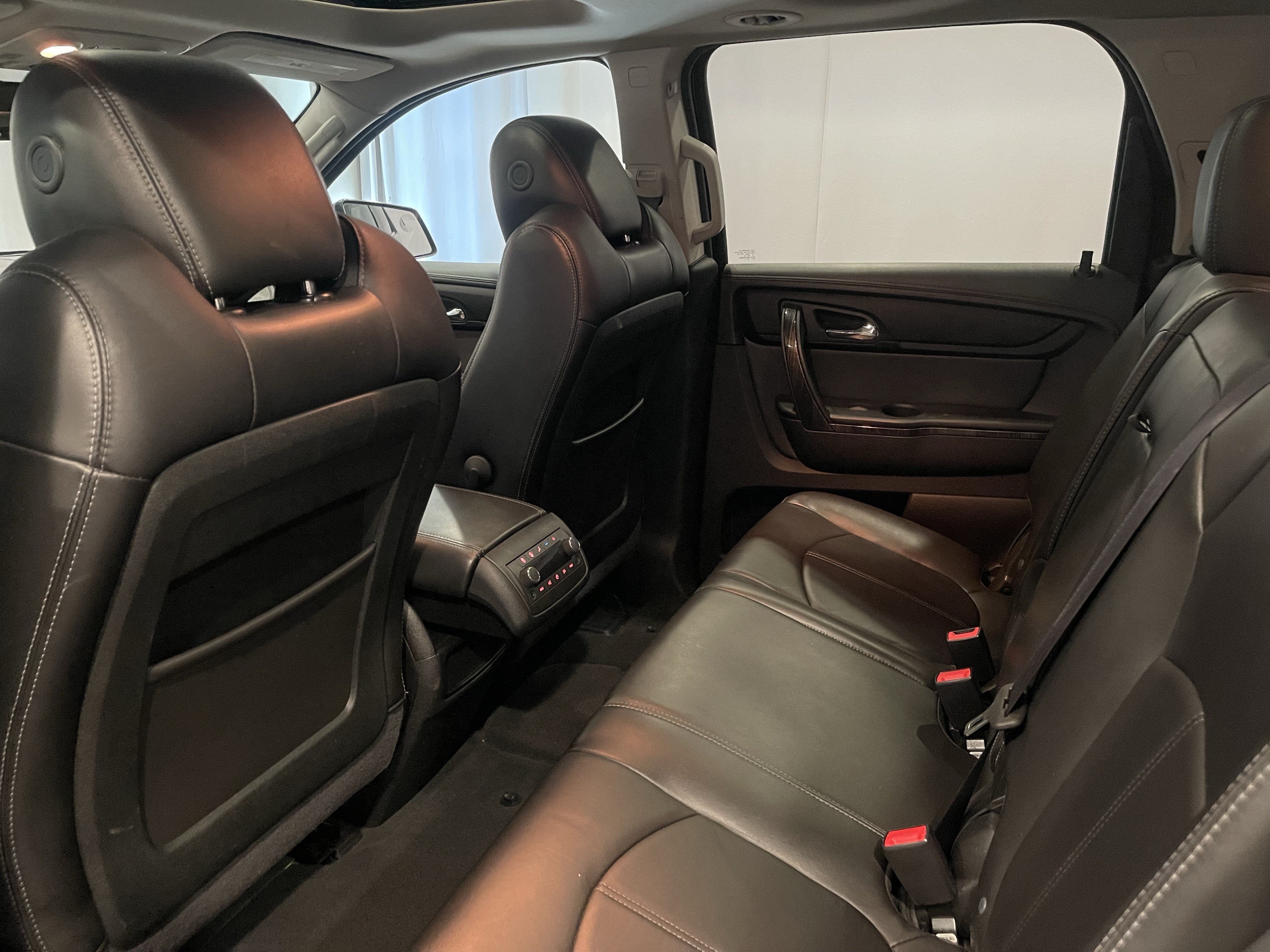 Used 2013 GMC Acadia SLT AWD/4WD image 23
