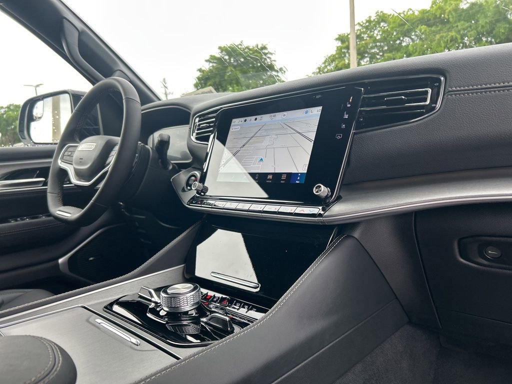 New 2025 Jeep Wagoneer Series II w/ Convenience Group I image 26