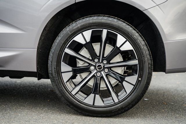 New 2026 Volvo XC60 B5 Plus w/ Protection Package Premier image 19