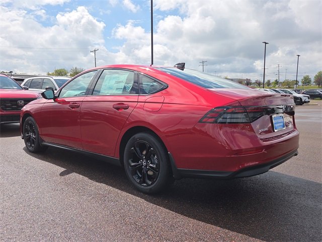 New 2025 Honda Accord SE image 3