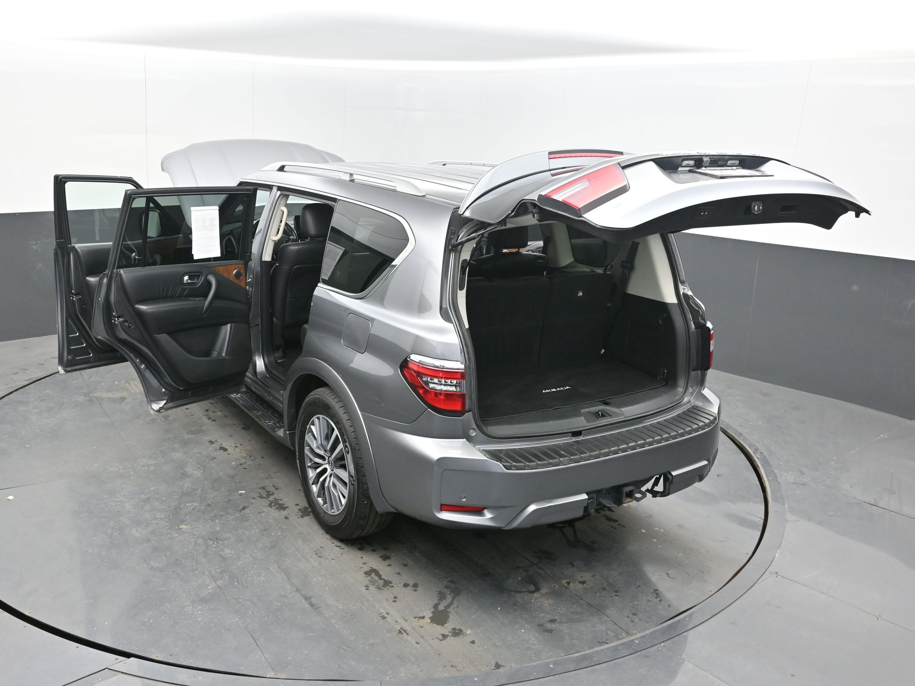 Certified 2024 Nissan Armada SL image 39