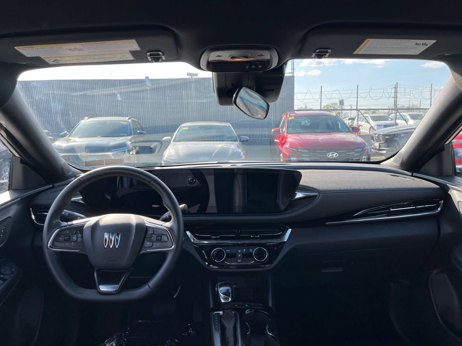 Used 2025 Buick Envista Sport Touring image 33