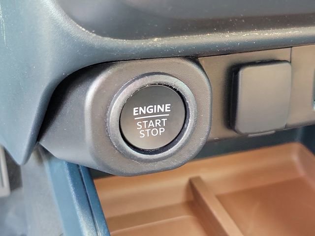 Certified 2022 Ford Maverick Lariat w/ Lariat Luxury Package FWD image 32