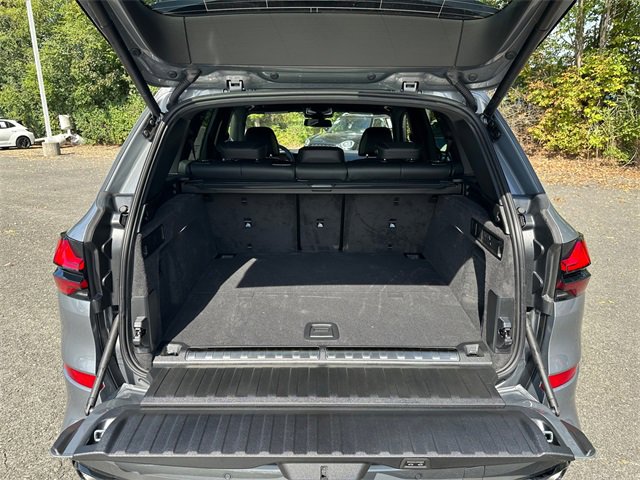 New 2026 BMW X5 xDrive50e w/ M Sport Package image 17