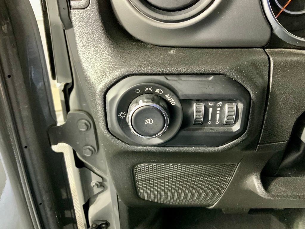 Used 2022 Jeep Wrangler Unlimited Sport image 19