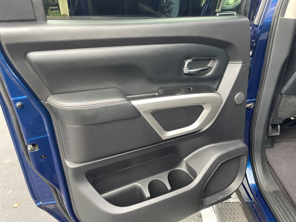 Used 2017 Nissan Titan SL image 47