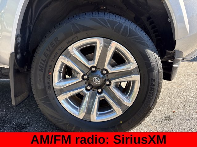 Used 2020 Toyota Tacoma SR5 AWD/4WD image 13