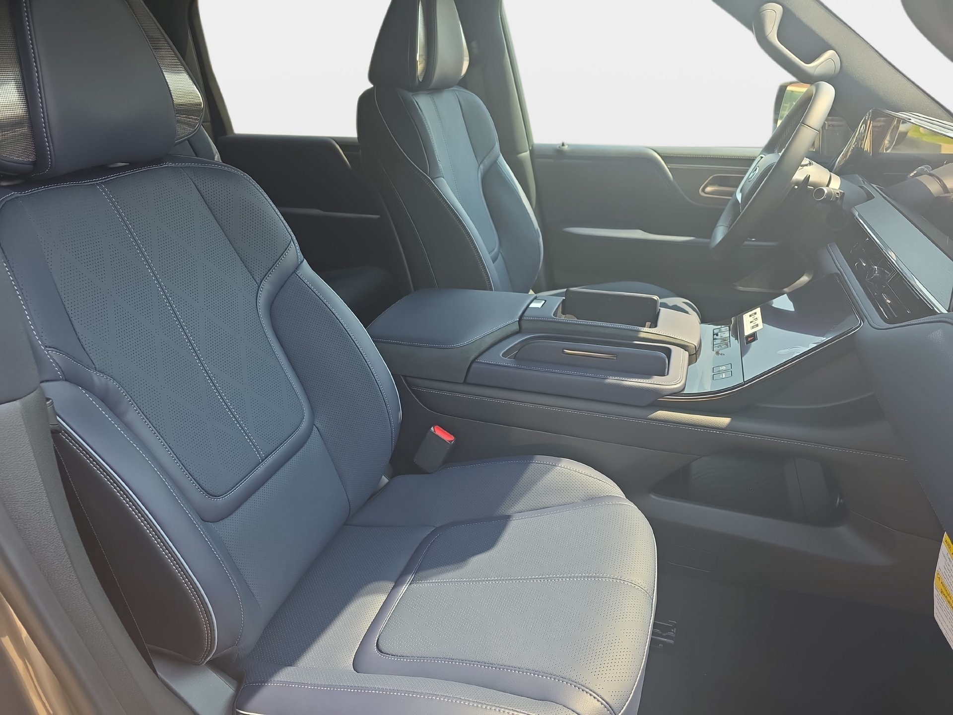 New 2027 INFINITI QX80 Sensory w/ Sport Exterior Package AWD/4WD image 10