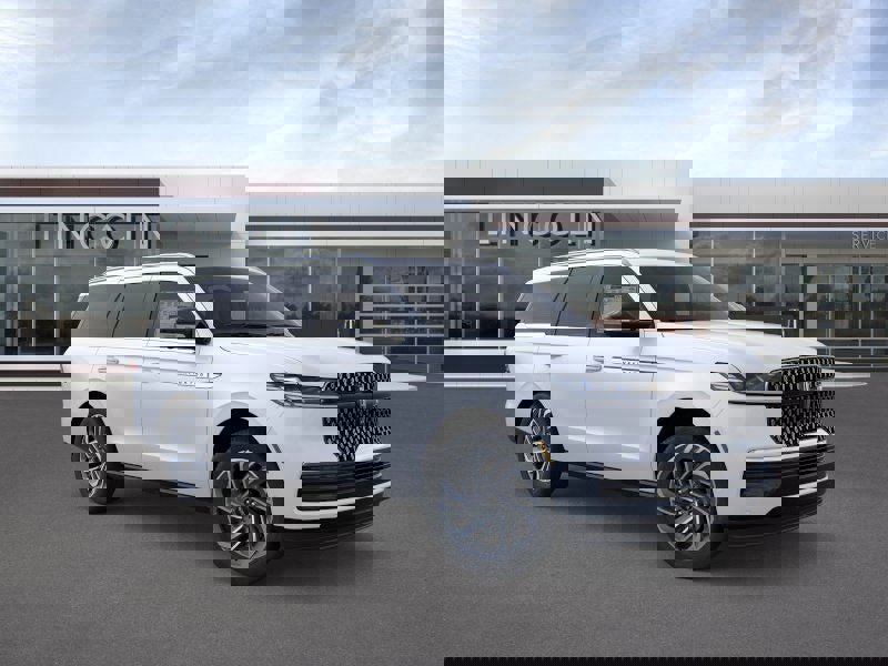 New 2025 Lincoln Navigator Reserve image 1