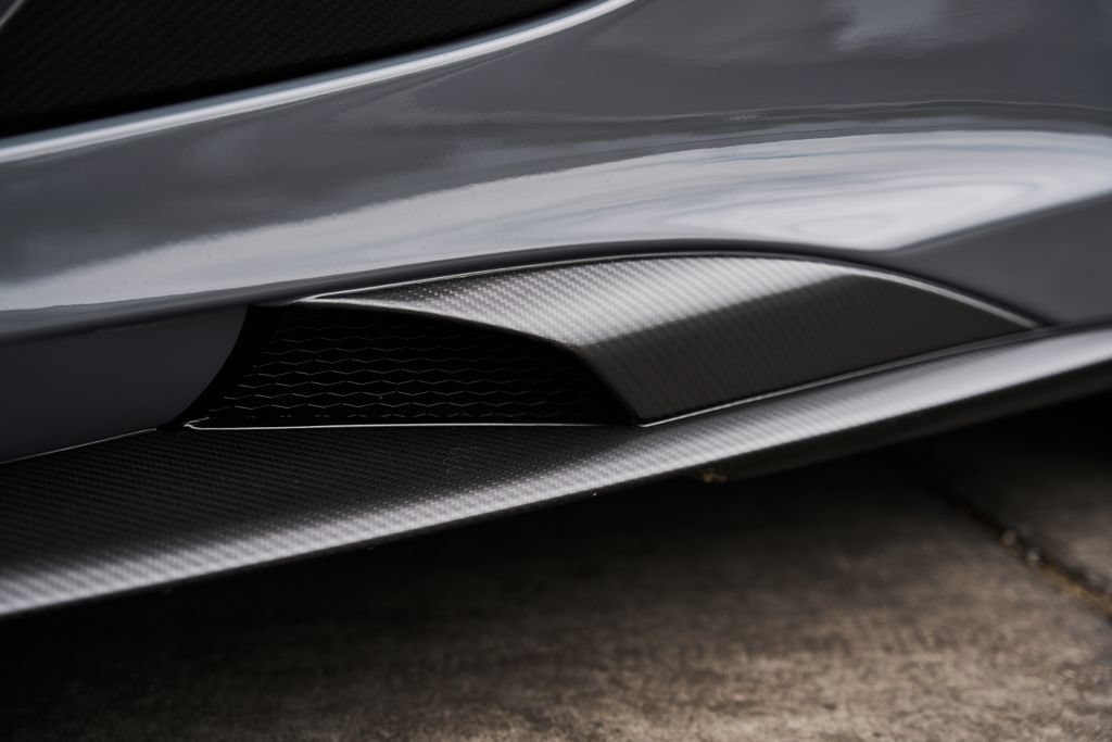 Used 2016 McLaren 675LT Coupe RWD image 13