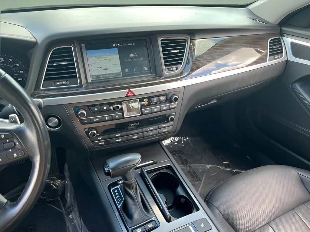 Used 2019 Genesis G80 3.8 RWD image 28