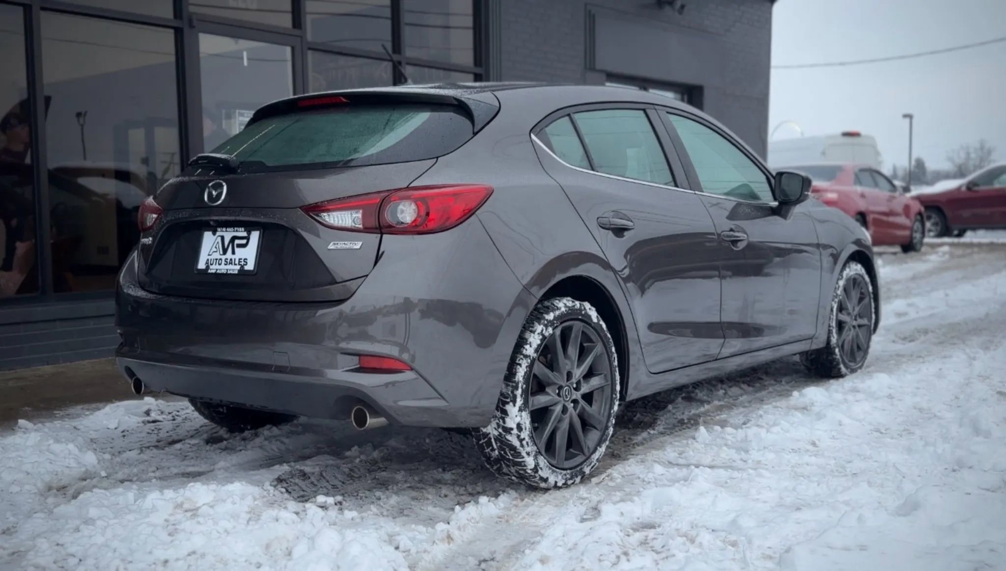 Used 2018 MAZDA MAZDA3 Touring image 2