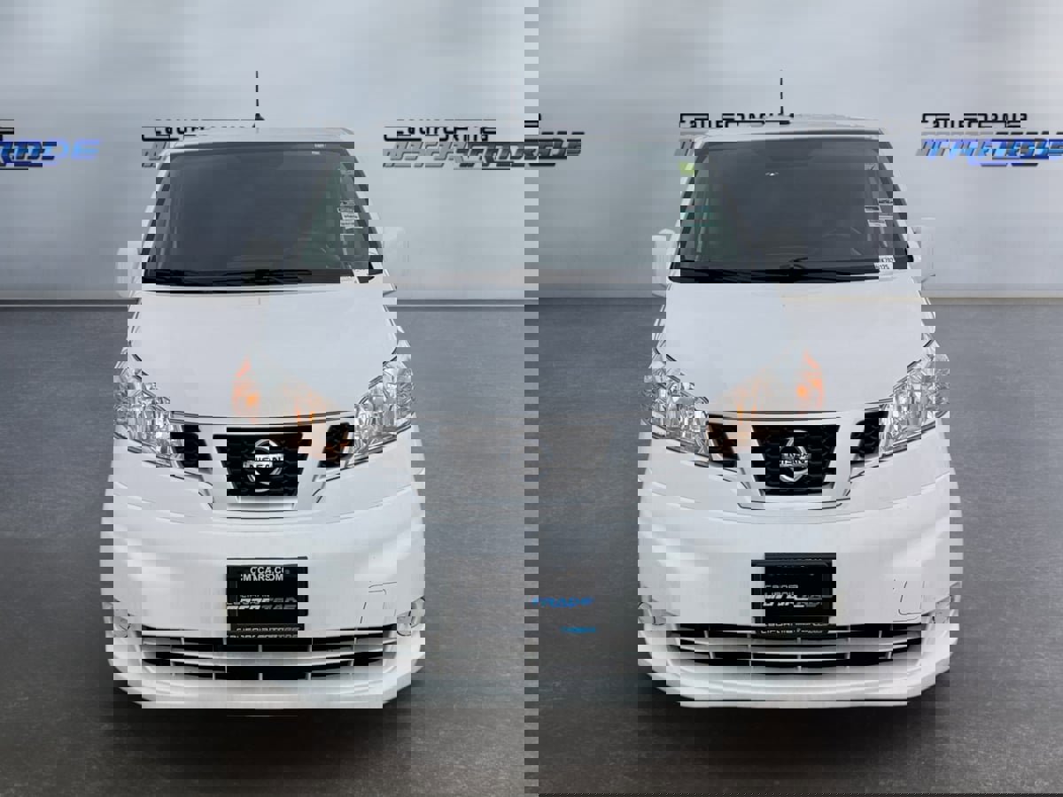 Used 2021 Nissan NV200 SV image 2