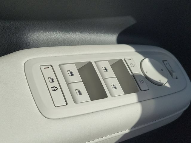 New 2027 Hyundai Santa Fe SEL FWD image 17