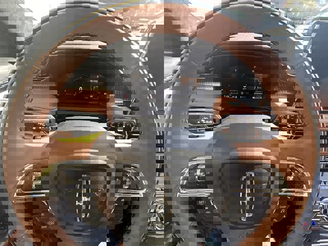 Used 2023 Lincoln Nautilus Black Label w/ Cargo Utility Package image 15